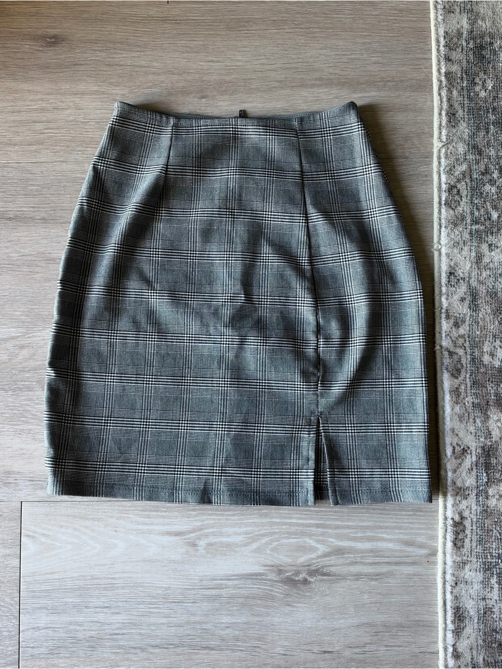 Windsor Plaid Mood High Slit Mini Skirt